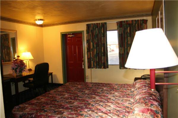 Plaza Travel Inn Clewiston Ruang foto